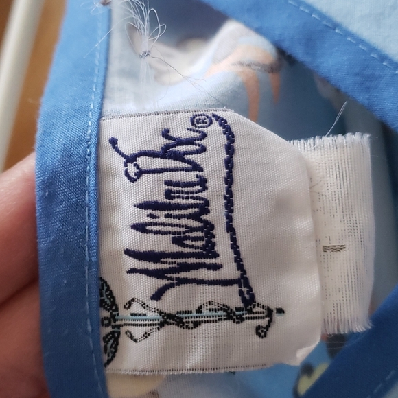 Cute scrub top - Picture 3 of 4